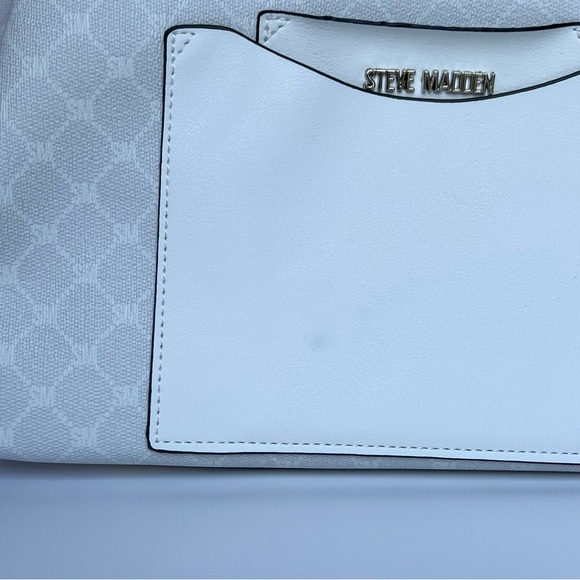 Steve Madden Bparker White Logo Handbag Purse, pouch, ID holder NWT - Picture 11 of 12